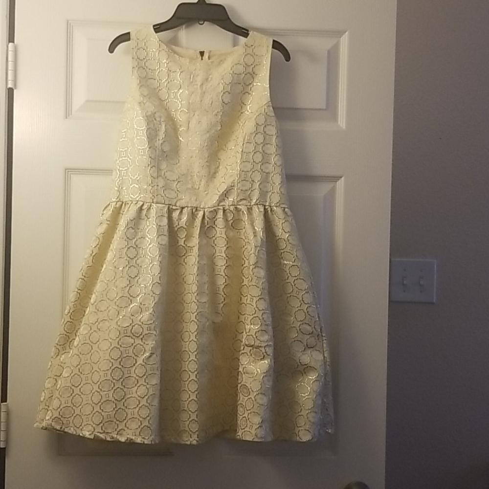 Dress - Picture 1 of 2